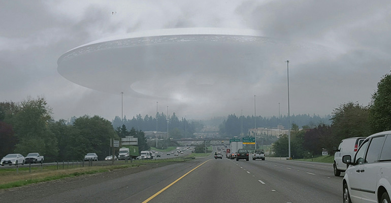 grande ufo minaccioso